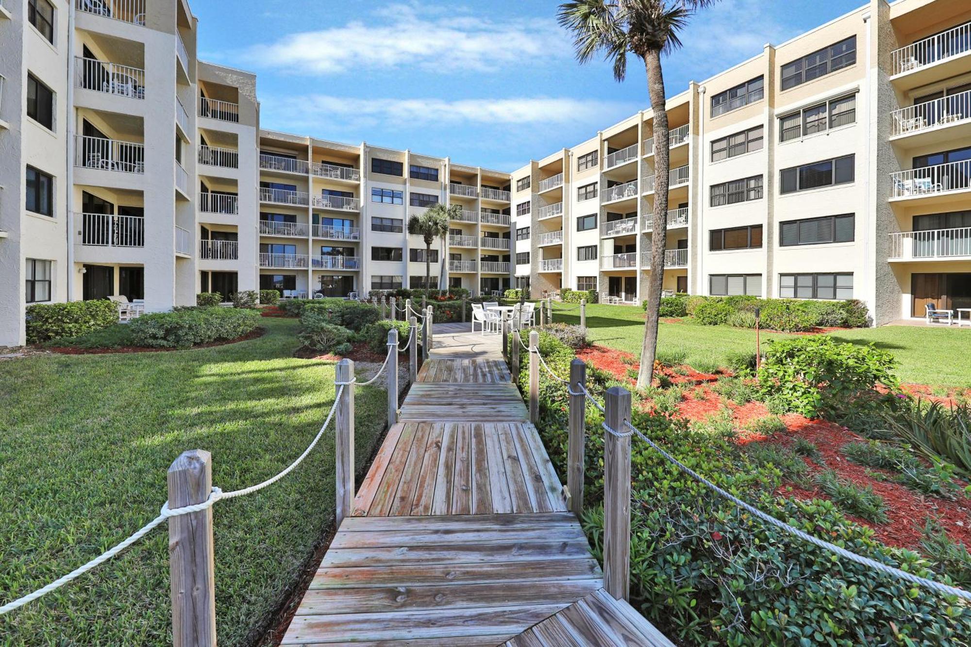 Castle Reef Condos New Smyrna Beach Szoba fotó